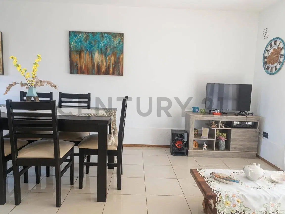 Casa 3 Dormitorios en Complejo Cerrado - Villa Nueva 5