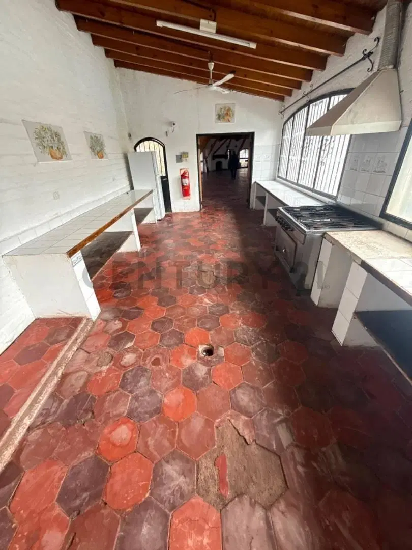 Venta Salon Lujan de Cuyo 4