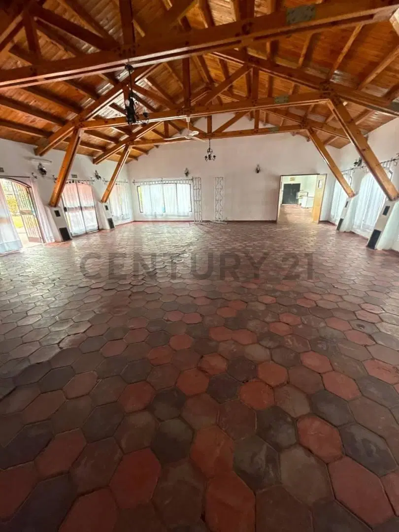 Venta Salon Lujan de Cuyo 3