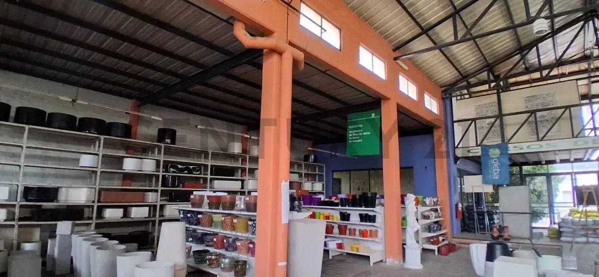 VENTA DE EXCELENTE TERRENO PARA INVERSIONISTAS 8