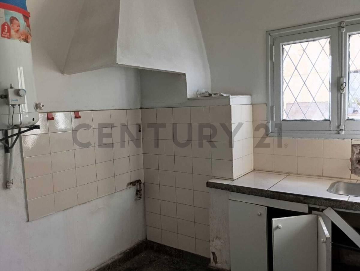 Foto de VENTA DE CASA INTERNA A RECICLAR EN GODOY CRUZ, imagen 1