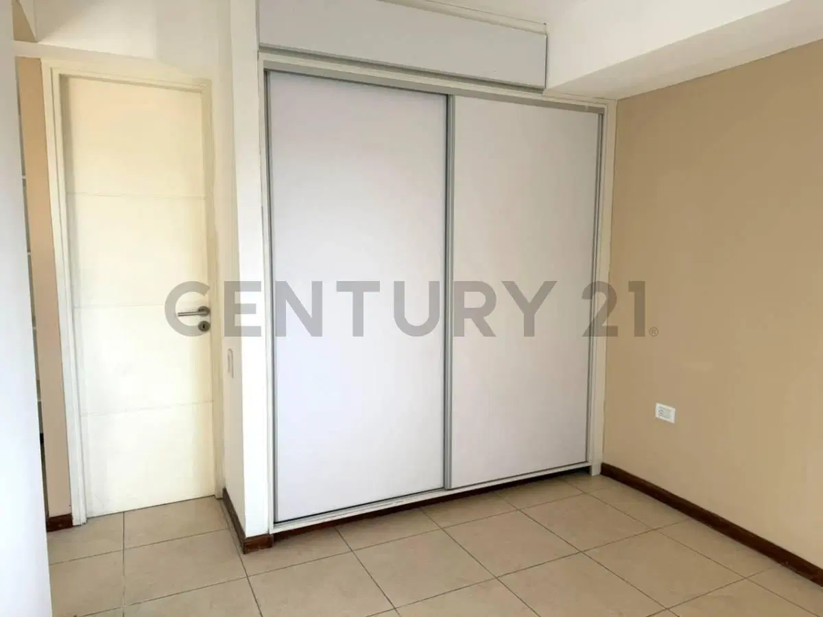 VENTA DEPARTAMENTO 1 HABITACION + COCHERA 5