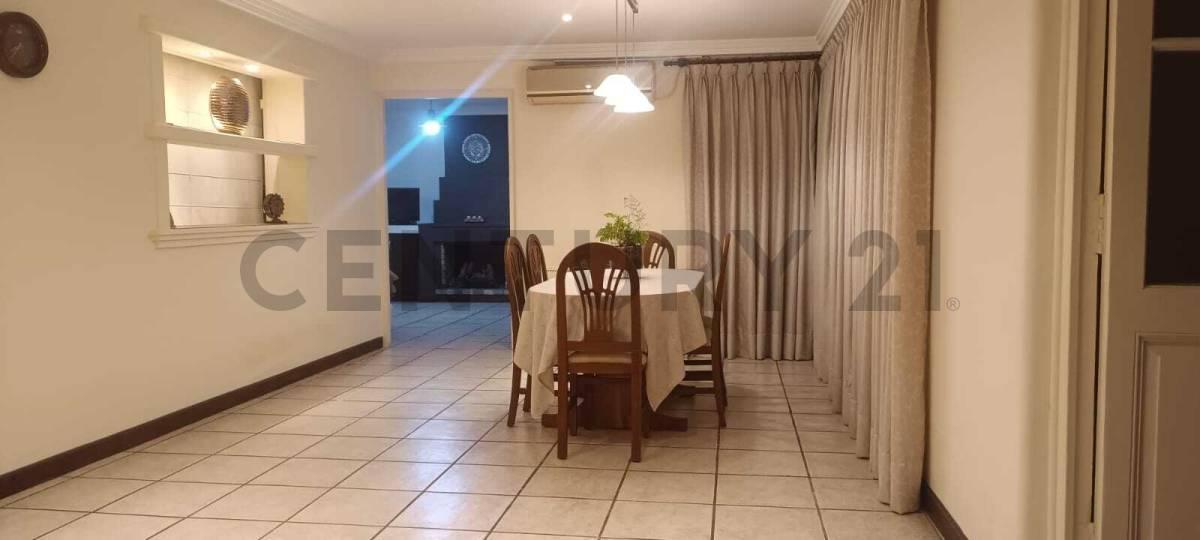 Foto de CASA EN VENTA EN GUAYMALLEN, imagen 5