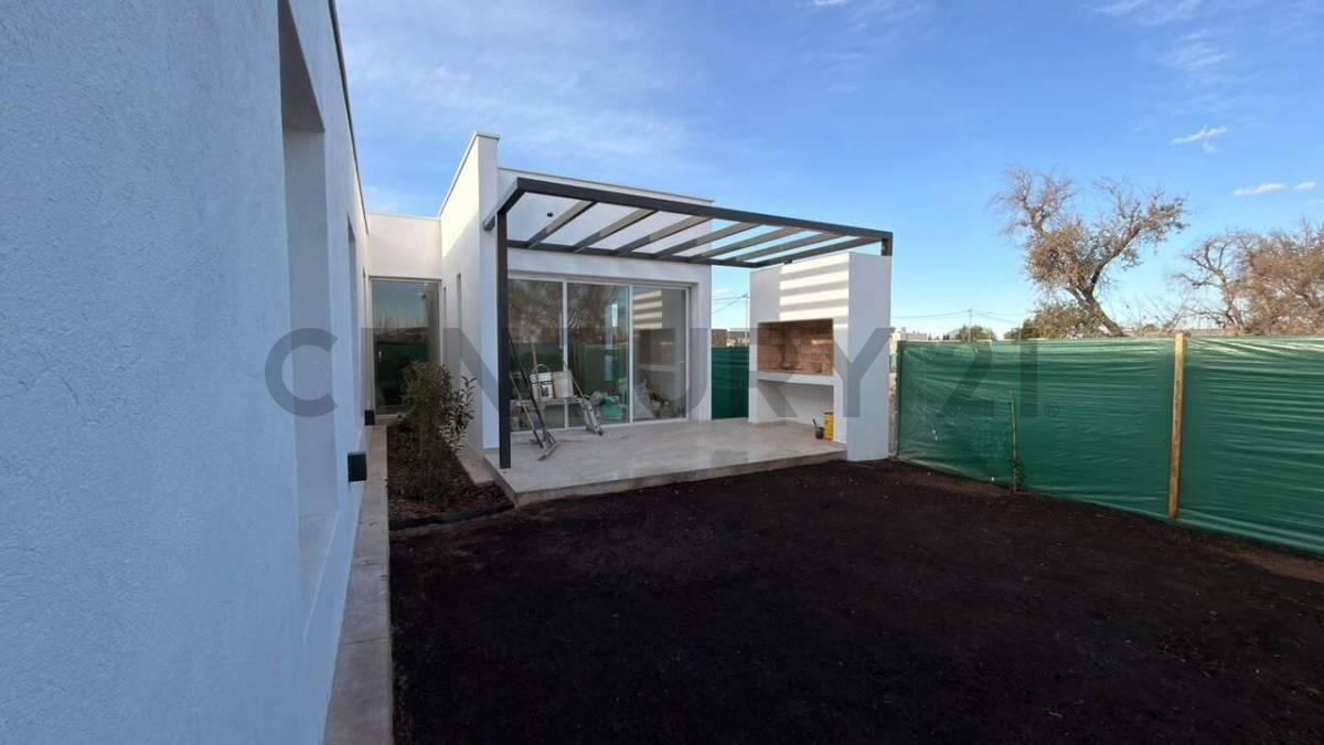Foto de CASA EN VENTA - LAR DE TERRADA, imagen 2