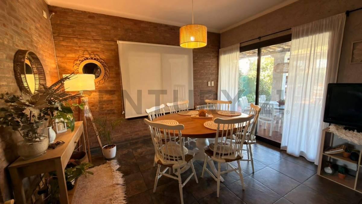 Foto de CASA EN VENTA - BARRIO PALMARES, imagen 4