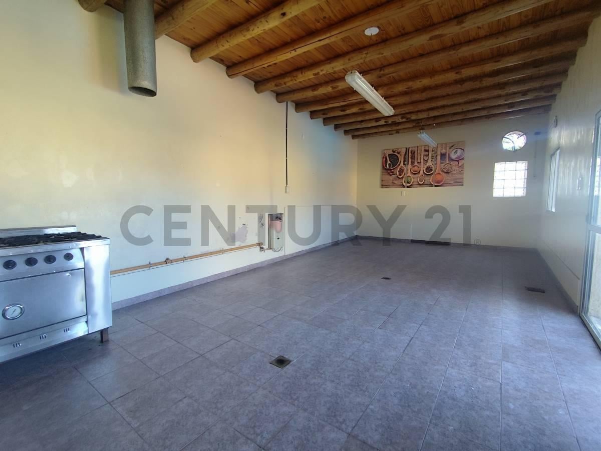 Foto de Venta Casa 6 ambientes Luján de Cuyo, imagen 3