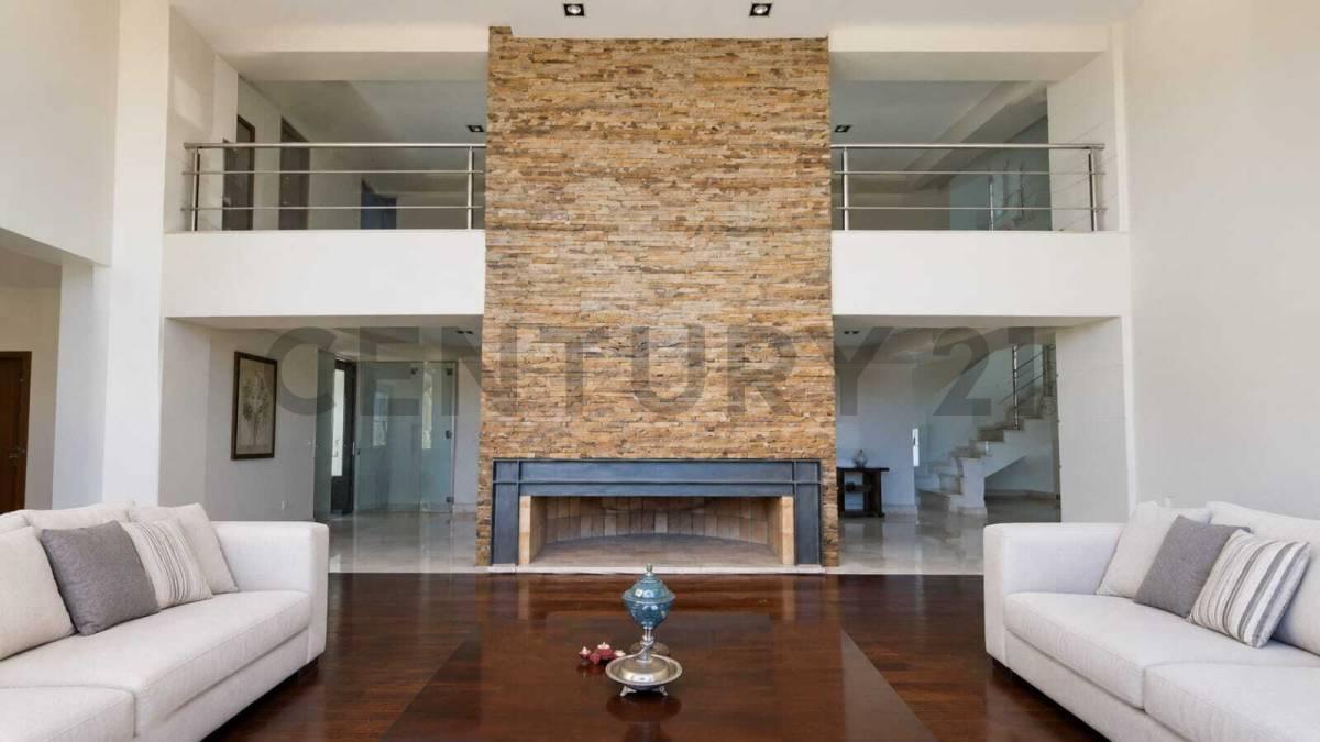 Foto de Century 21 López vende casa en Barrio Privado Dalvian, Mendoza, imagen 4