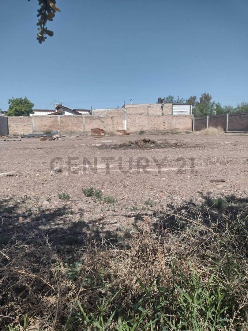 Foto de Century21 López ofrece a la venta terrenos en Barrio Mori de Los, imagen 1