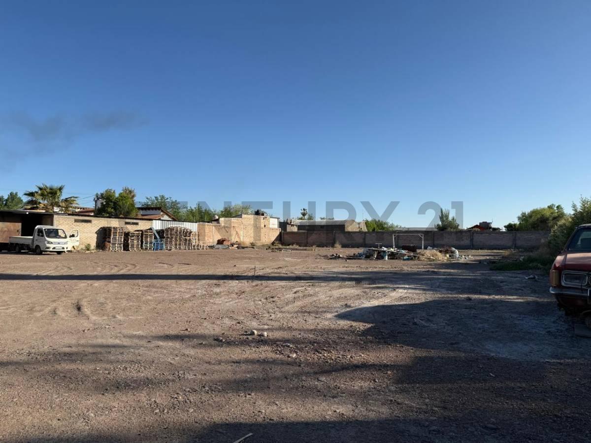Foto de Century21 López ofrece a la venta terrenos en Barrio Mori de Los, imagen 3