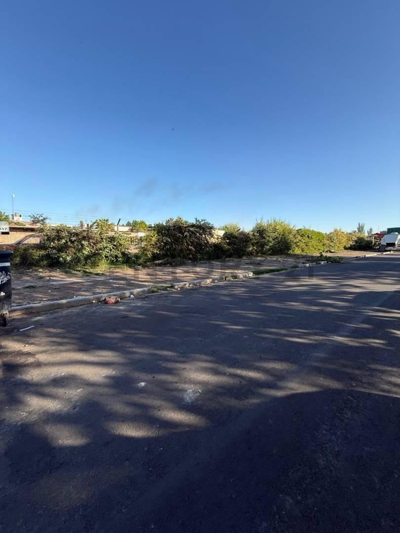 Foto de Century21 López ofrece a la venta terrenos en Barrio Mori de Los, imagen 4