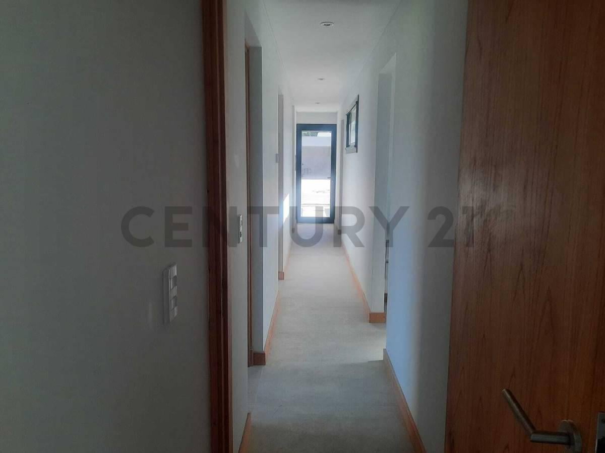 Foto de VENTA CASA EN CARRODILLA LUJAN, imagen 4