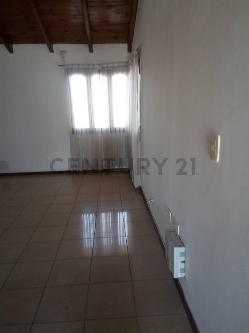 Foto de Venta de Galpón y Casa en Colonia Segovia Guaymallén, imagen 3