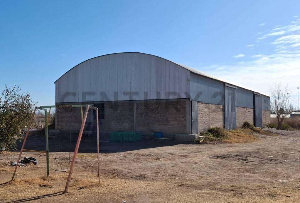 Foto de Venta de Galpón y Casa en Colonia Segovia Guaymallén, imagen 1