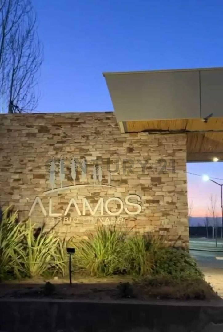 Foto de Venta de Lote en Barrio Privado Fray Luis Beltrán, imagen 1