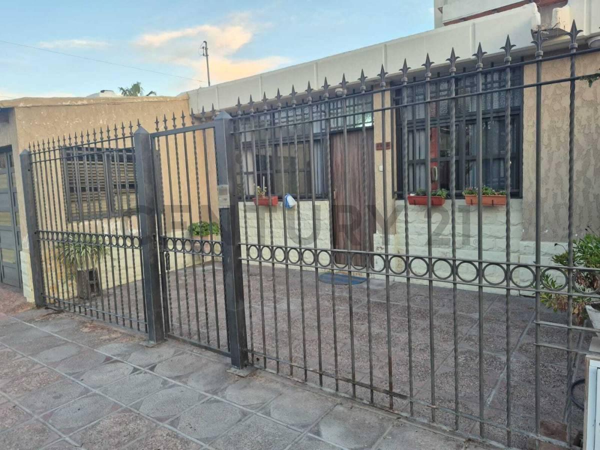 Foto de Venta de Casa en Rodeo de la Cruz, Guaymallen, Mendoza, imagen 1