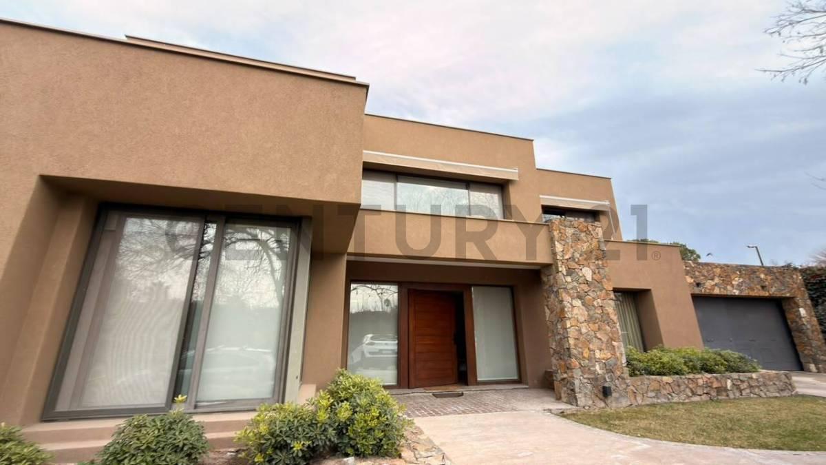 Foto de CASA EN VENTA - BARRIO PRIVADO VIAMONTE, imagen 1