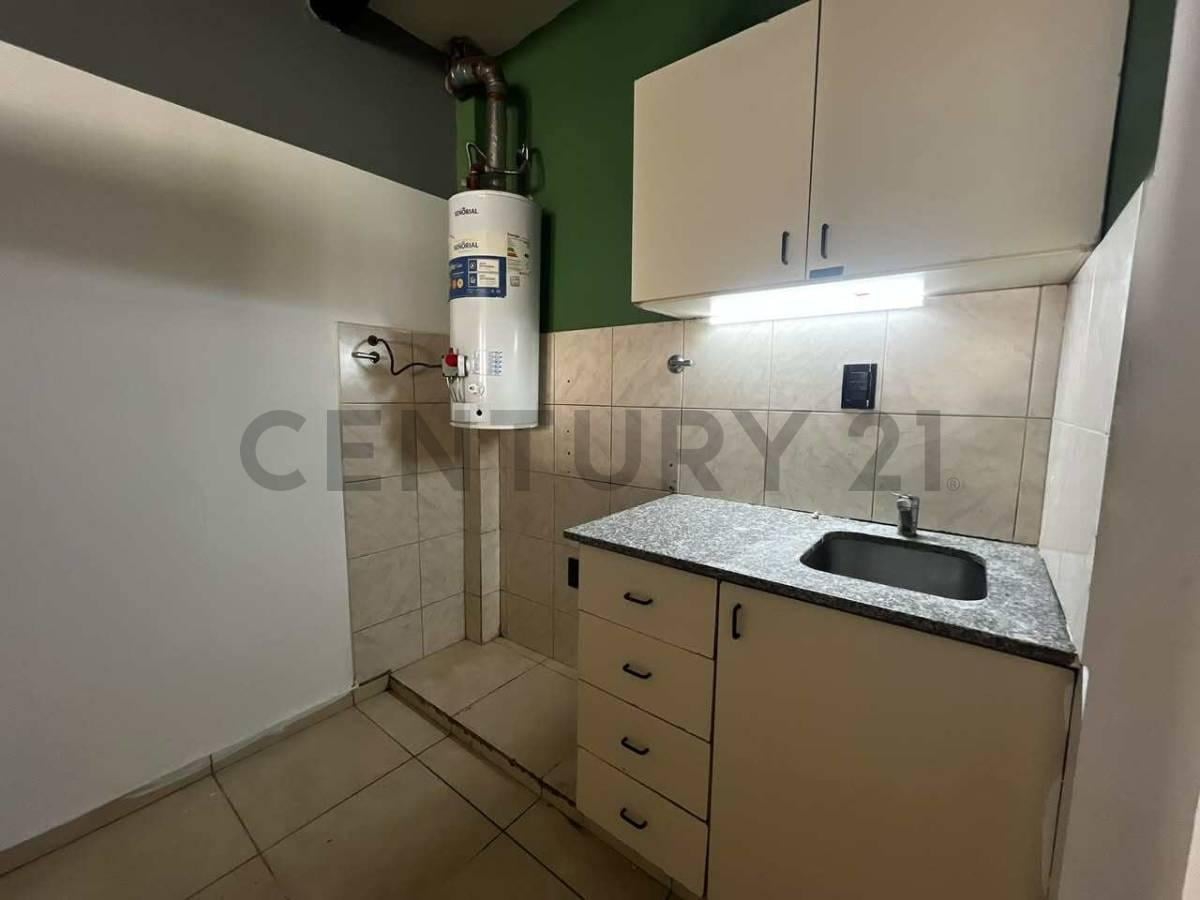 Foto de DEPARTAMENTO EN VENTA - CIUDAD DE MENDOZA, imagen 2