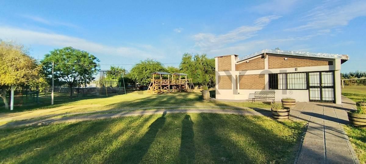 Century 21 vende Salón para eventos, Granja y Cabaña en Lavalle, Mendoza