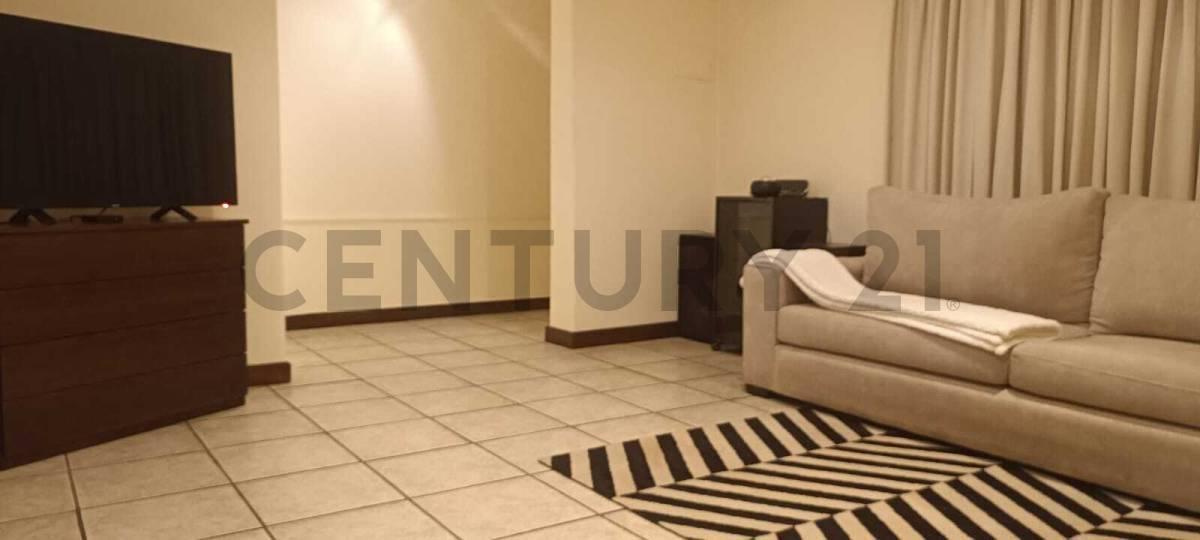 Foto de CASA EN VENTA EN GUAYMALLEN, imagen 3