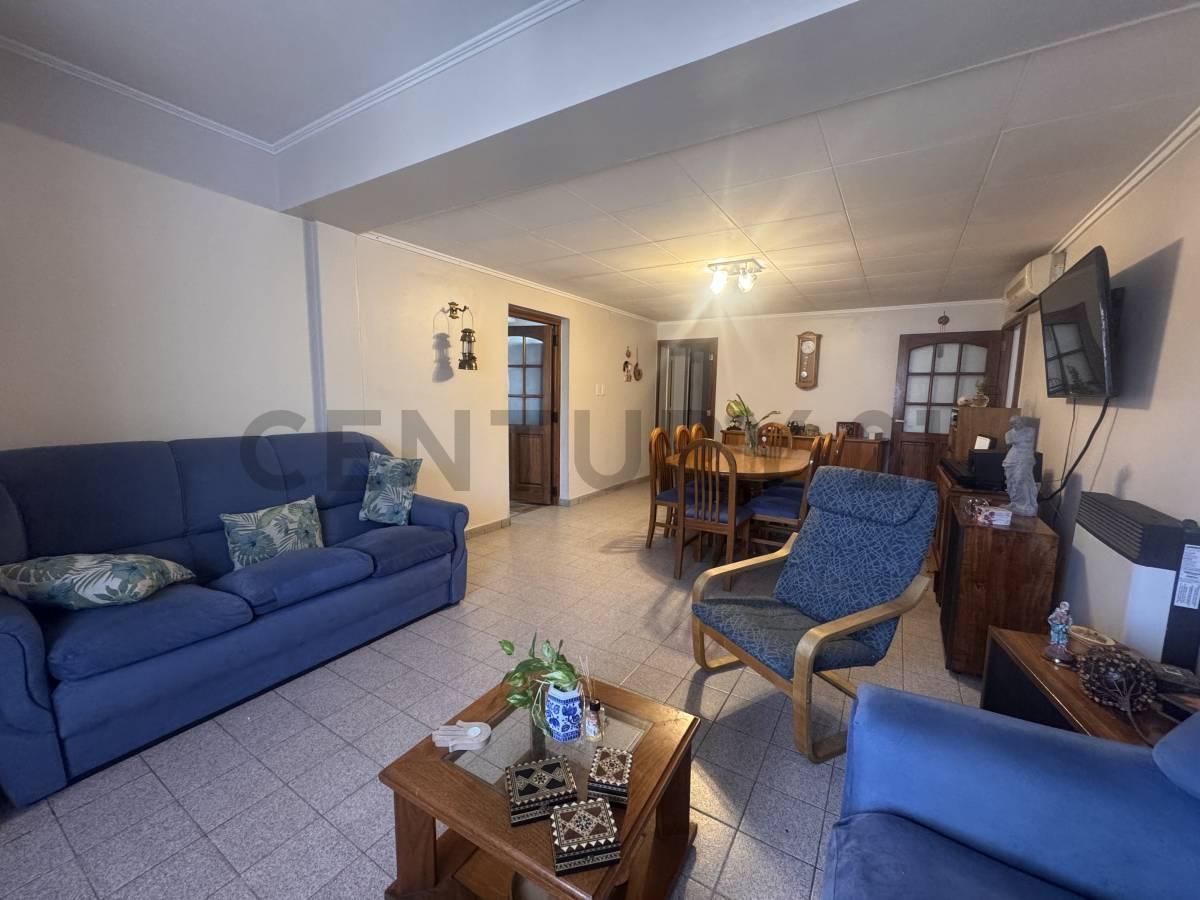 Foto de CASA EN VENTA – LUZURIAGA, MAIPÚ, imagen 3