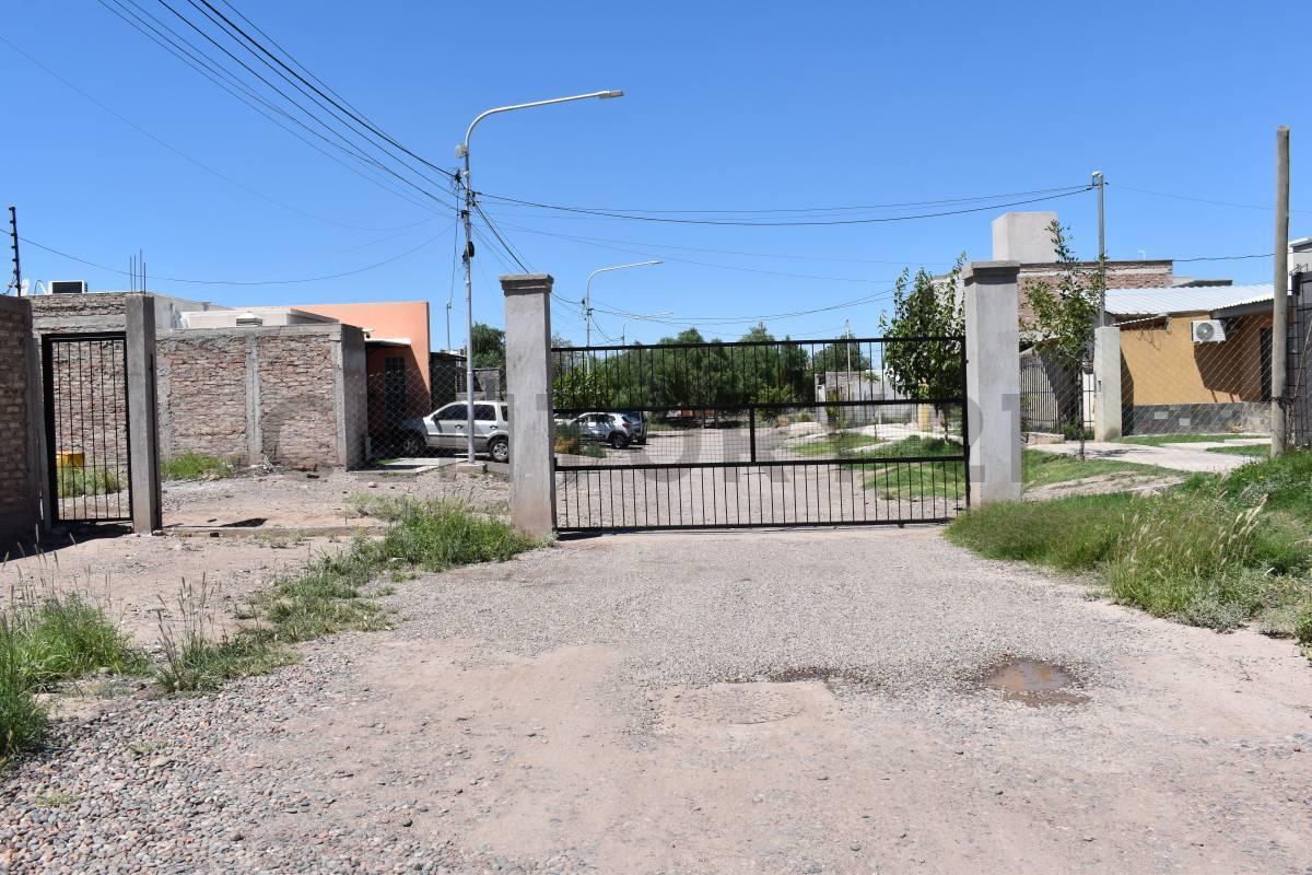 Foto de SE VENDE LOTE EN MAIPU, imagen 3