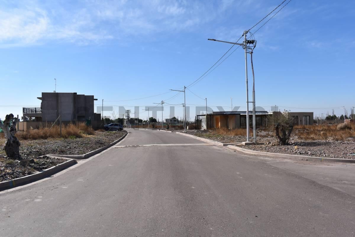 Foto de SE VENDE TERRENO B° LA VASCONIA - MAIPU, imagen 3