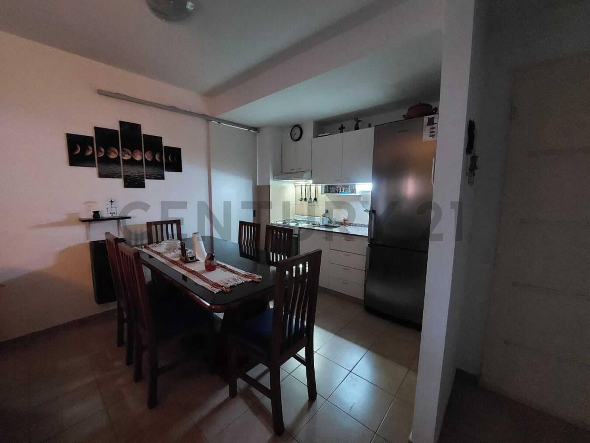 Foto de DEPARTAMENTO EN VENTA MAIPU, imagen 1