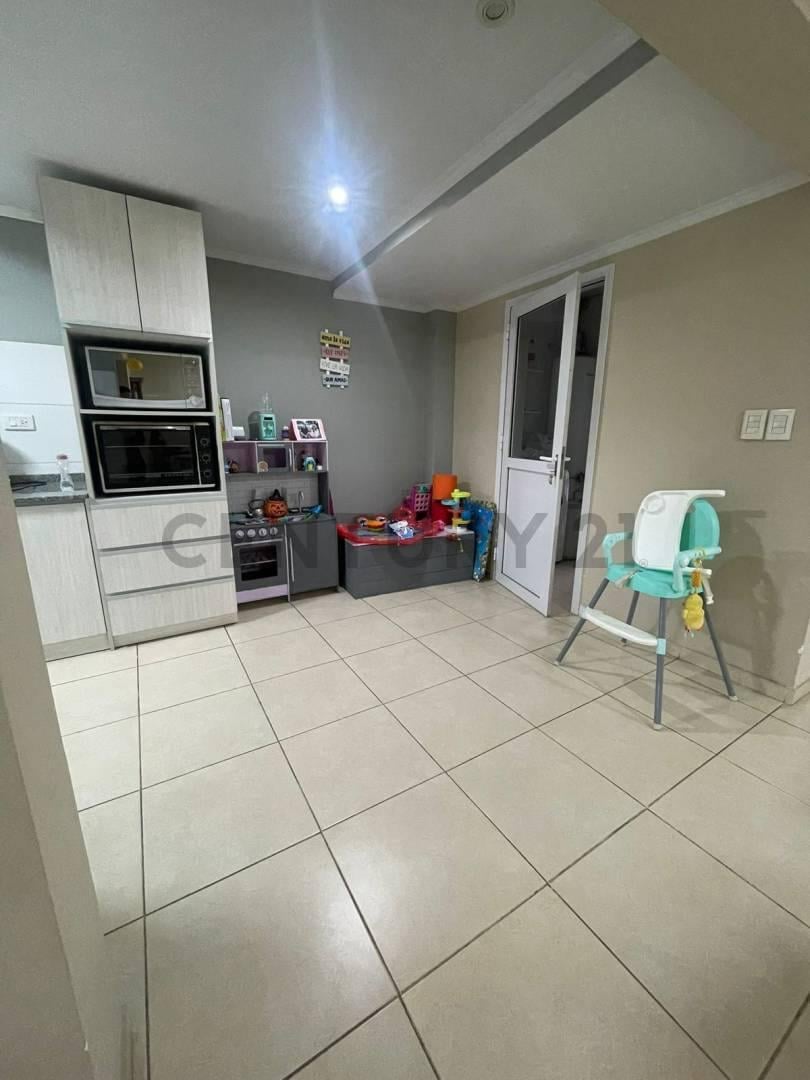 Foto de VENTA CASA 3 DORMITORIOS EN B° PRIVADO, imagen 5