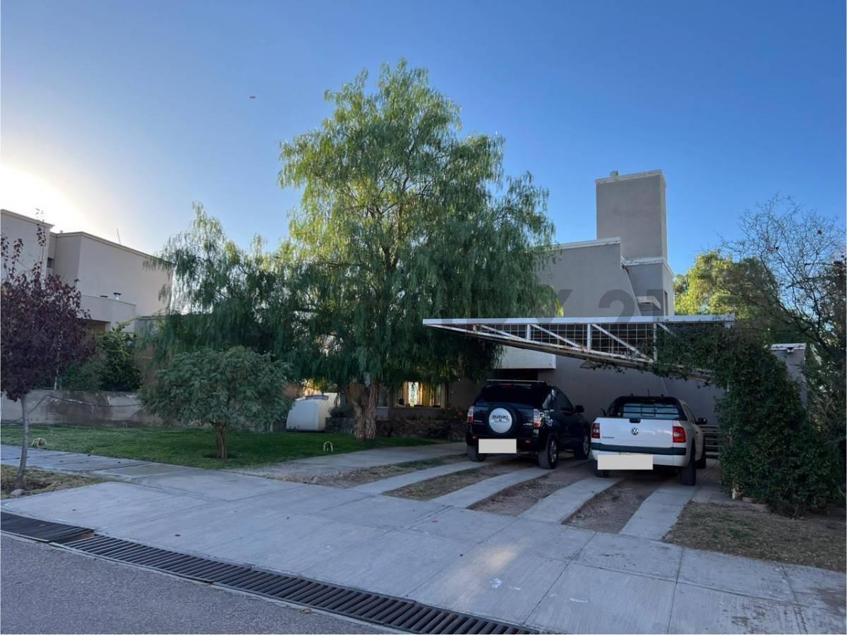 Foto de Venta de casa Barrio Privado Laderas de Chacras, imagen 1