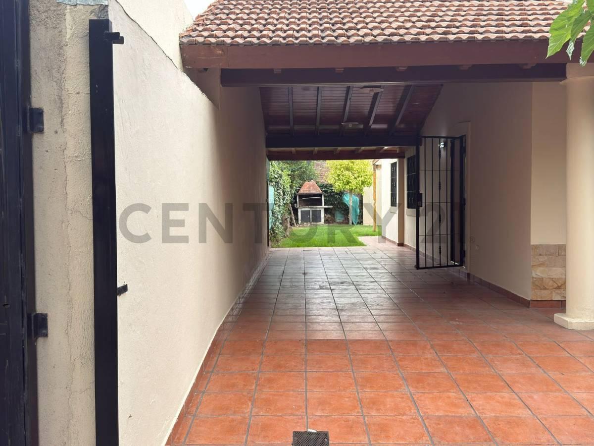 Foto de Venta de Casa. Barrio Altos de Drumond. Lujan. Mendoza., imagen 4