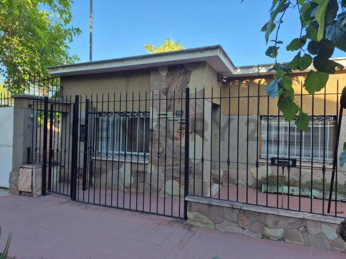 Foto de Venta Casa con galpón en Gutierrez Maipu, imagen 5