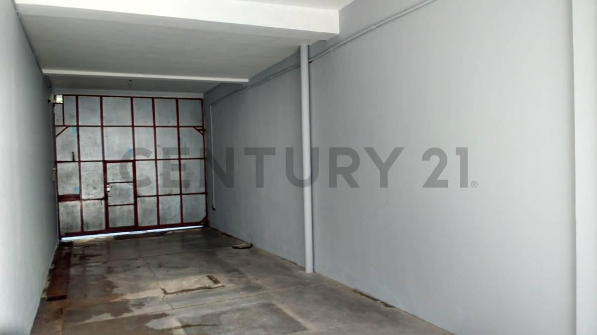 Foto de SALON COMERCIAL Y DEPARTAMENTO EN GUAYMALLEN, imagen 4