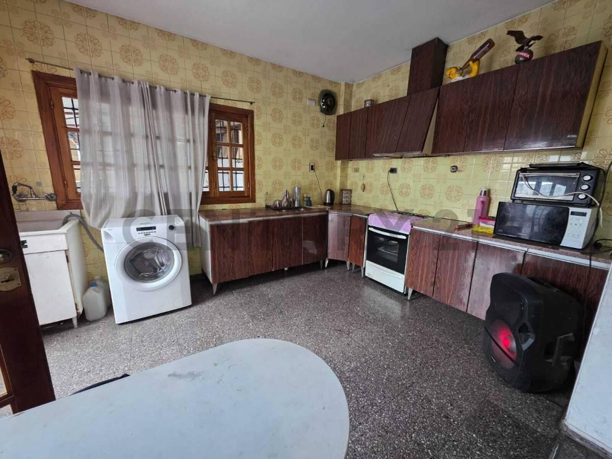 Foto de SALON COMERCIAL Y DEPARTAMENTO EN GUAYMALLEN, imagen 5