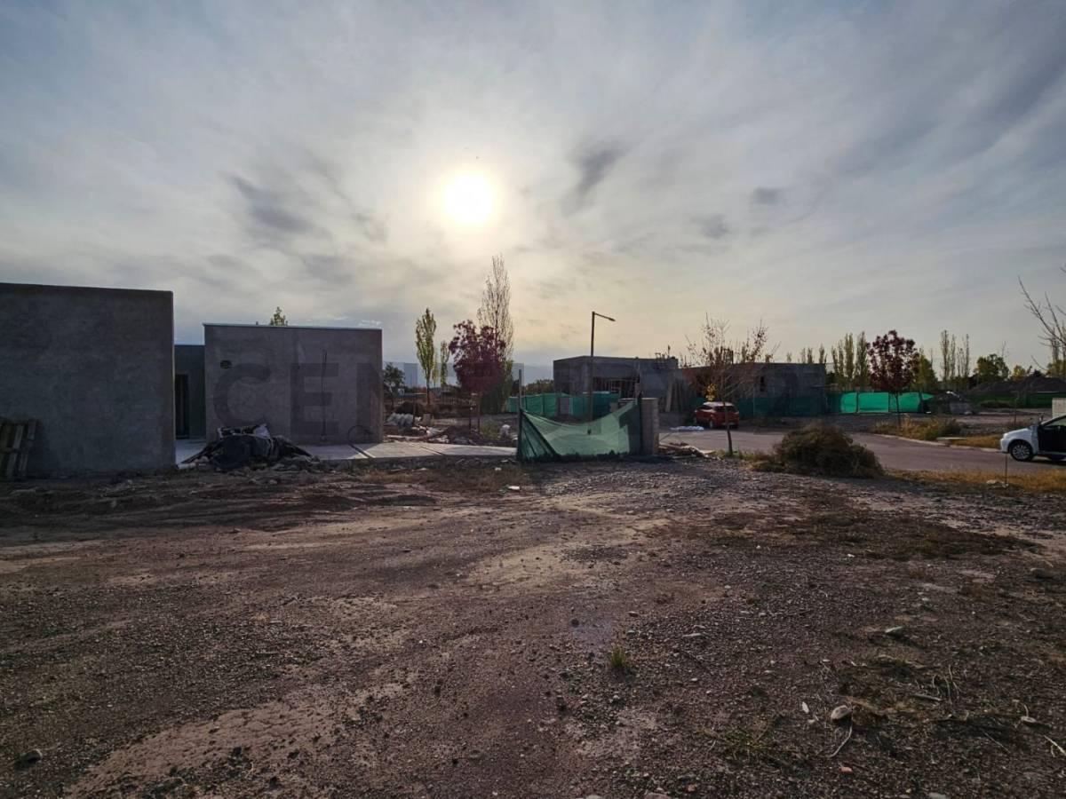 Foto de LOTE en Venta en Barrio Privado LA LUISA, Luján, imagen 2