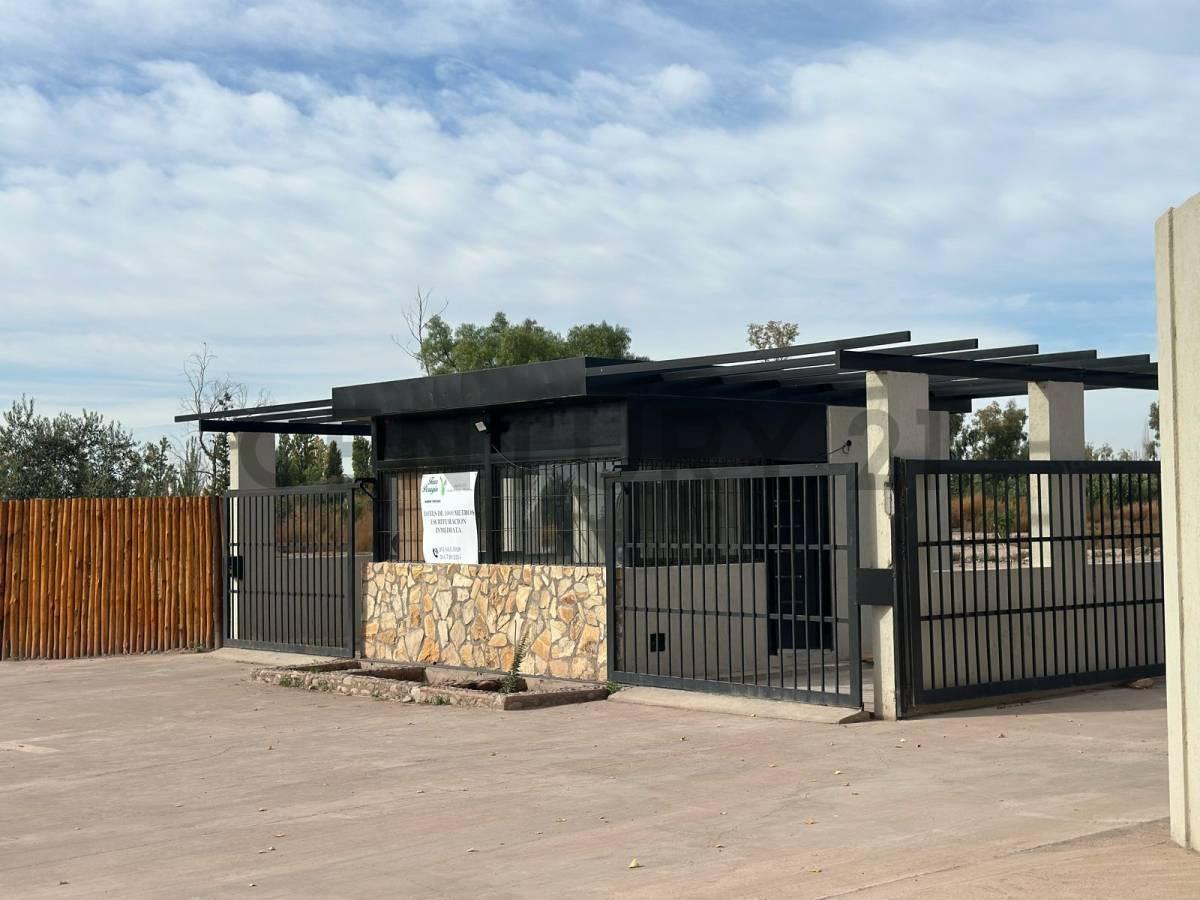 Foto de LOTE EN VENTA - BARRIO TERRA PERRUGIA, imagen 2