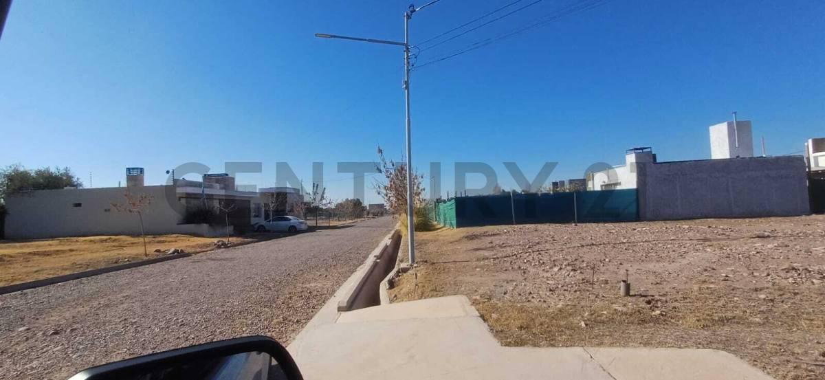 Foto de CASA EN VENTA - B° PRIVADO AMPROS V, imagen 1