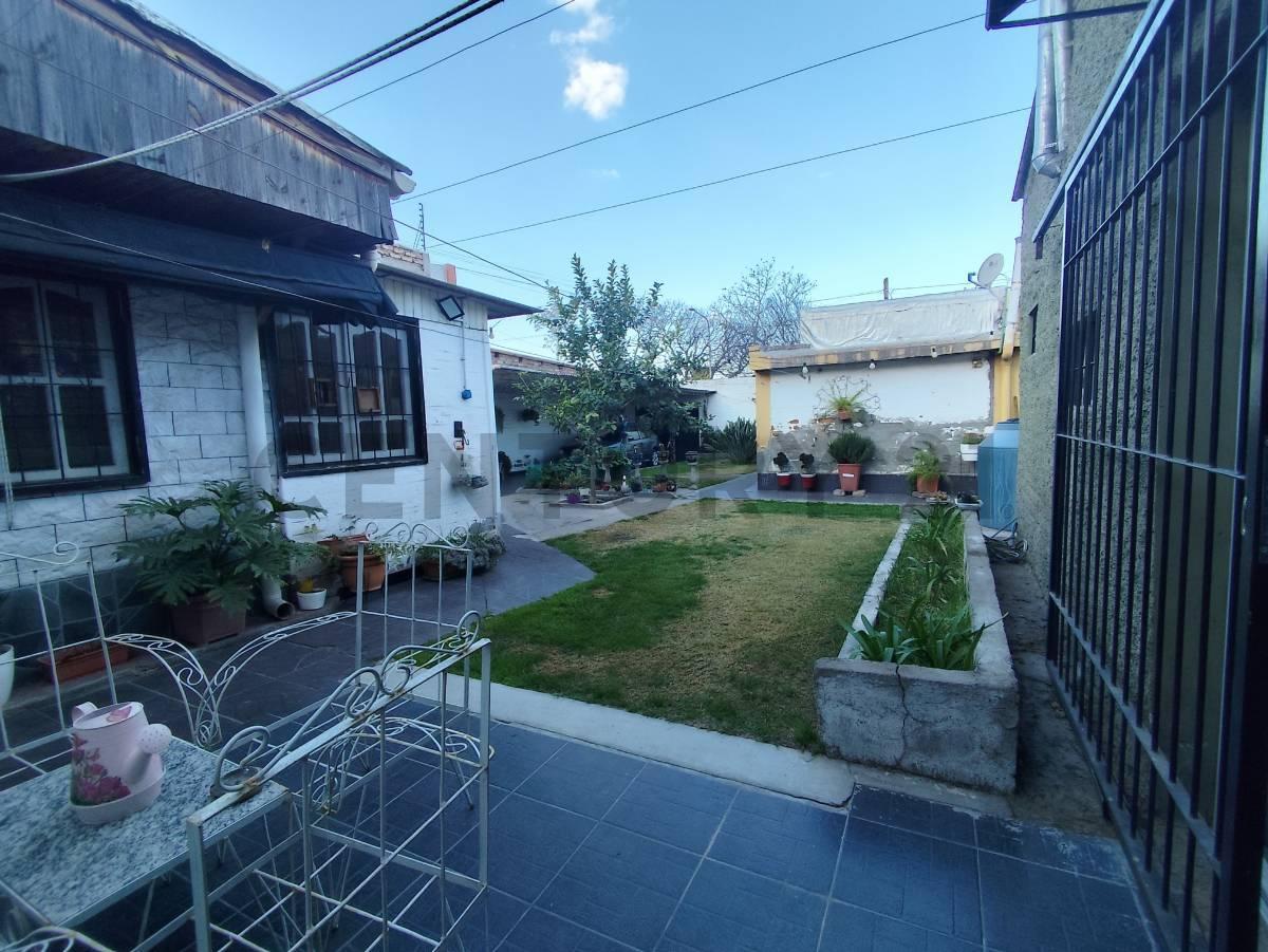 Foto de Venta Casa con departamento, imagen 3
