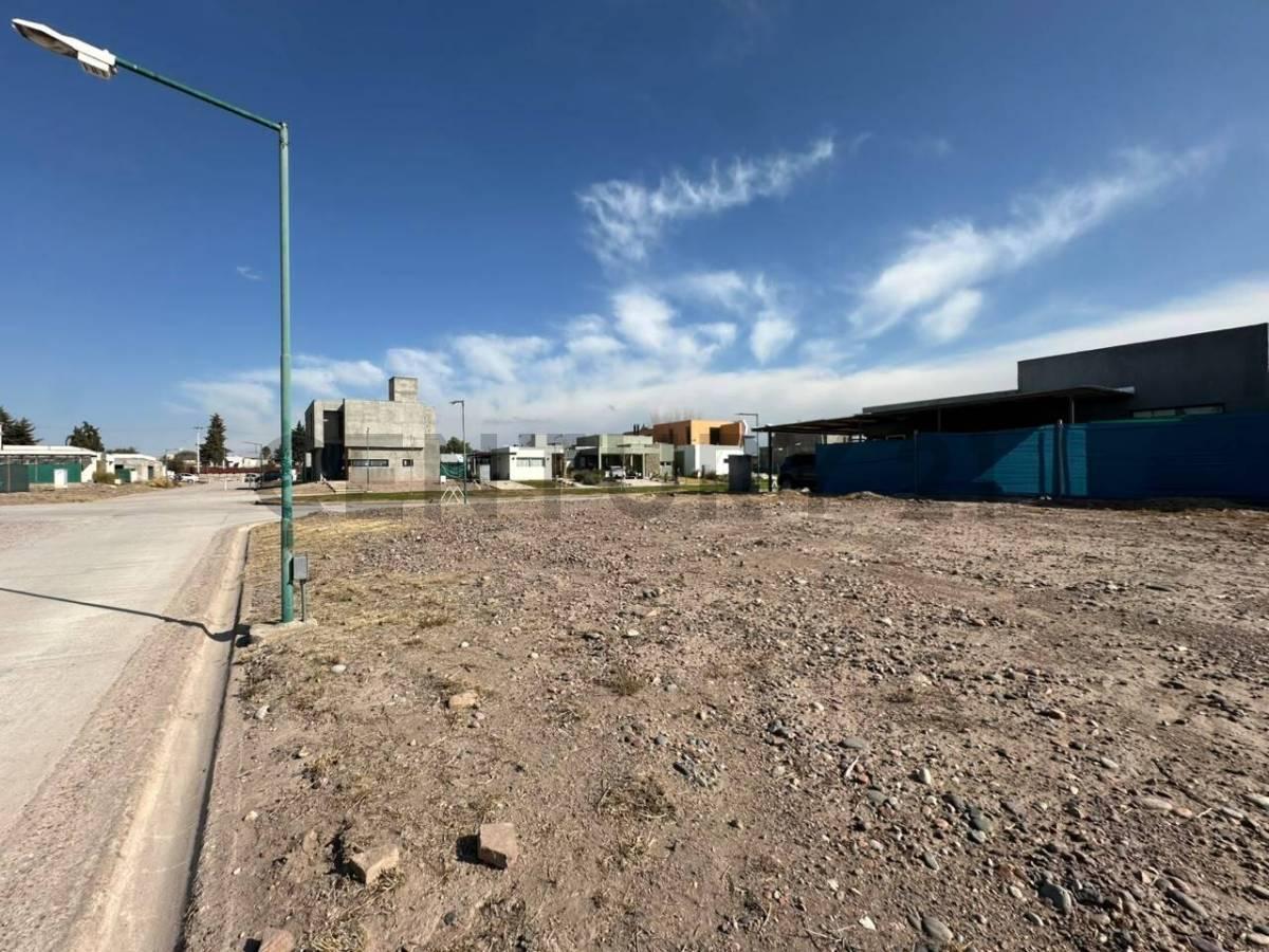 Foto de Terreno en VENTA Barrio Yrigoyen, Luzuriaga, Maipu, imagen 3