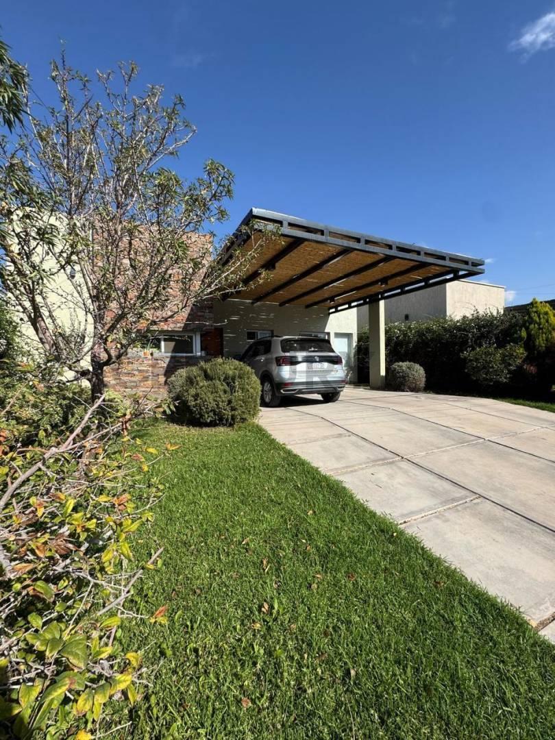 Foto de CASA EN VENTA , LAS CORTADERAS , GUAYMALLEN, imagen 1