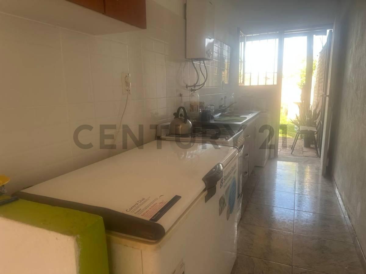 Foto de VENTA DE CASA EN GUAYMALLEN, imagen 5