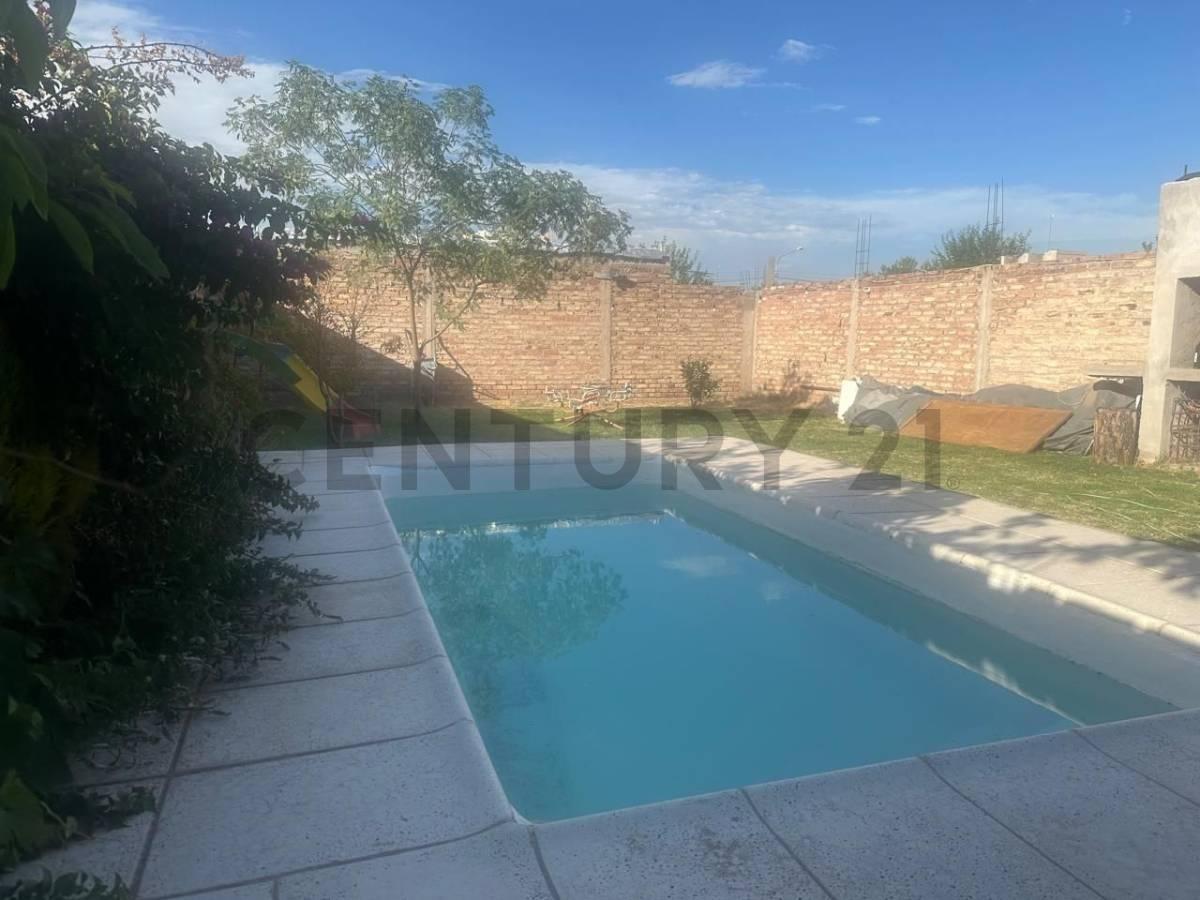 Foto de VENTA DE CASA EN GUAYMALLEN, imagen 2