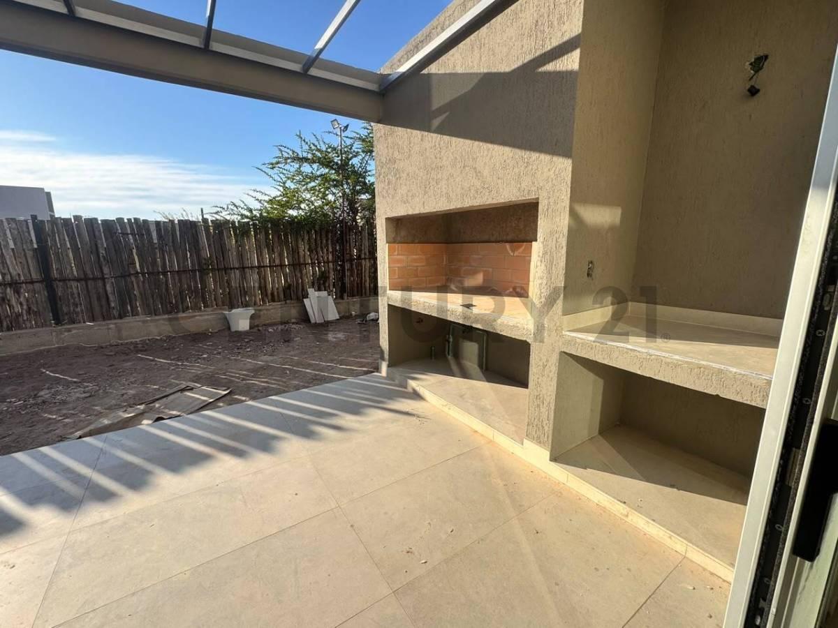 Foto de VENTA DE DUPLEX-VILLA CECILIA, imagen 3