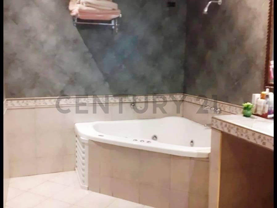 Foto de Century 21 VENDE Hermosa casa ubicada en Dorrego, Guaymallén, sobre, imagen 5