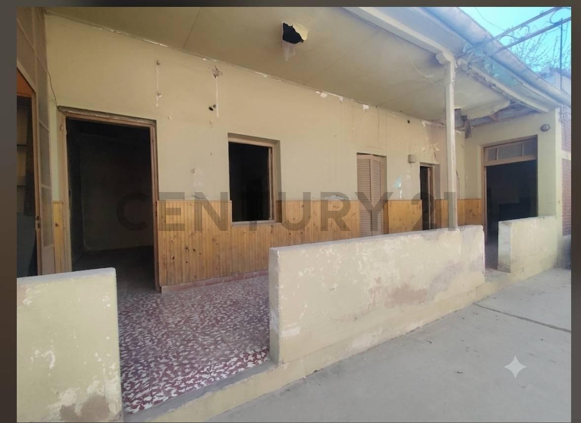 Foto de Casa a reciclar en Venta Dorrego, imagen 3