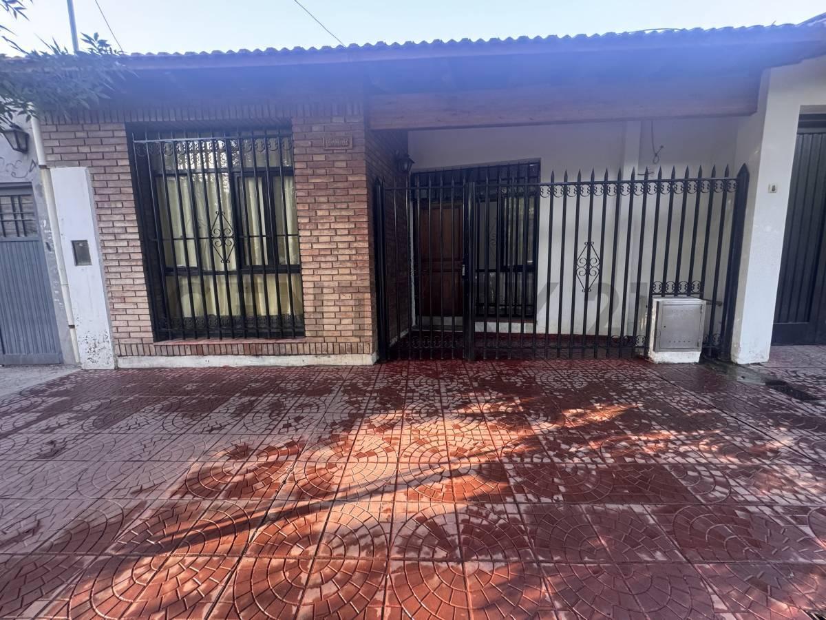 Foto de VENTA DE CASA-VILLA NUEVA - GUAYMALLEN, imagen 1