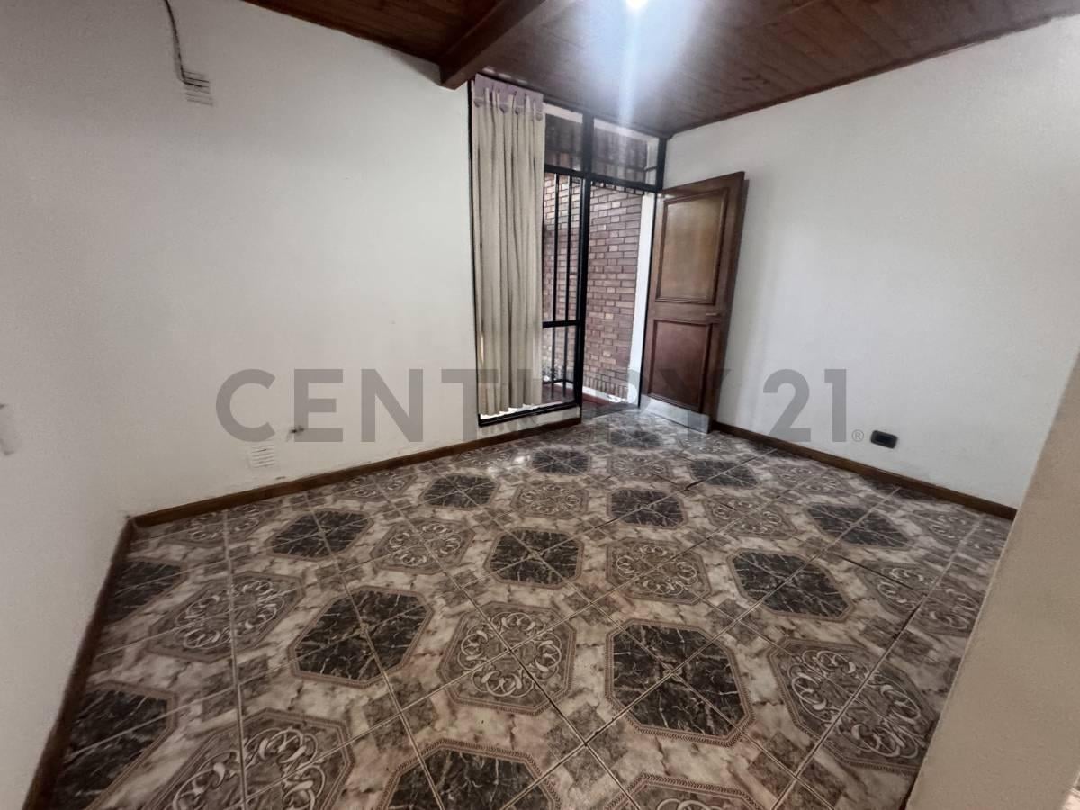 Foto de VENTA DE CASA-VILLA NUEVA - GUAYMALLEN, imagen 2
