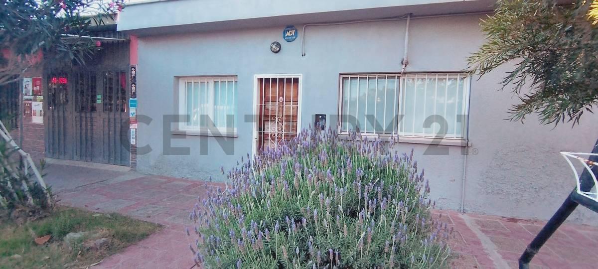 Foto de Century 21 López vende casa en Luzuriaga, Maipú, imagen 4
