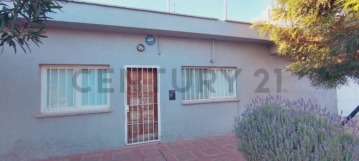 Foto de Century 21 López vende casa en Luzuriaga, Maipú, imagen 2