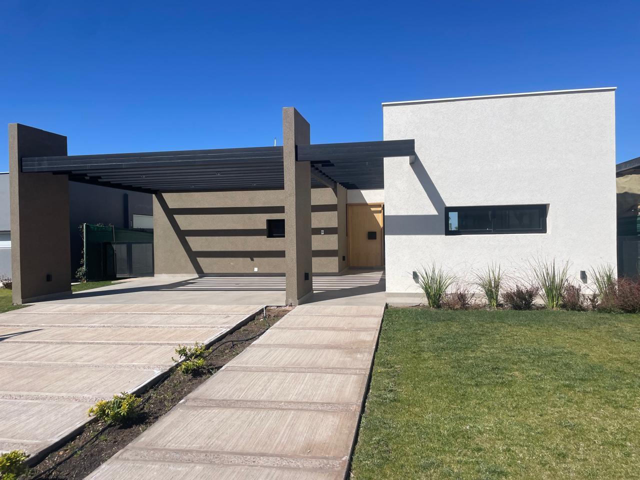 Foto de Casa en Venta en barrio Lar de Vieytes II, Maipú, imagen 1