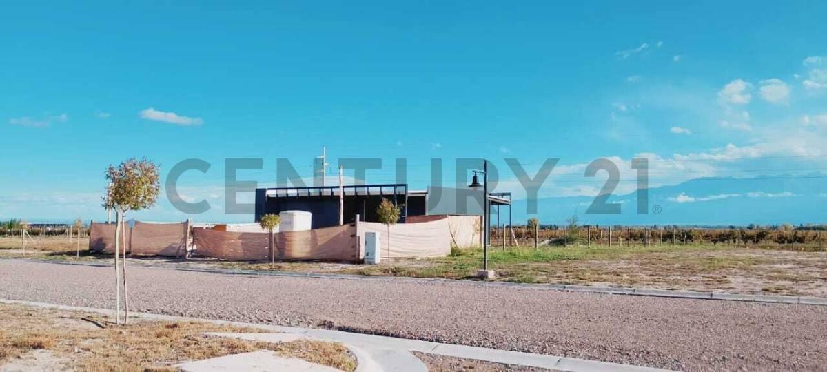 Foto de Century 21 vende casa en pozo en Barrio privado Tupungato Valley, Valle, imagen 3